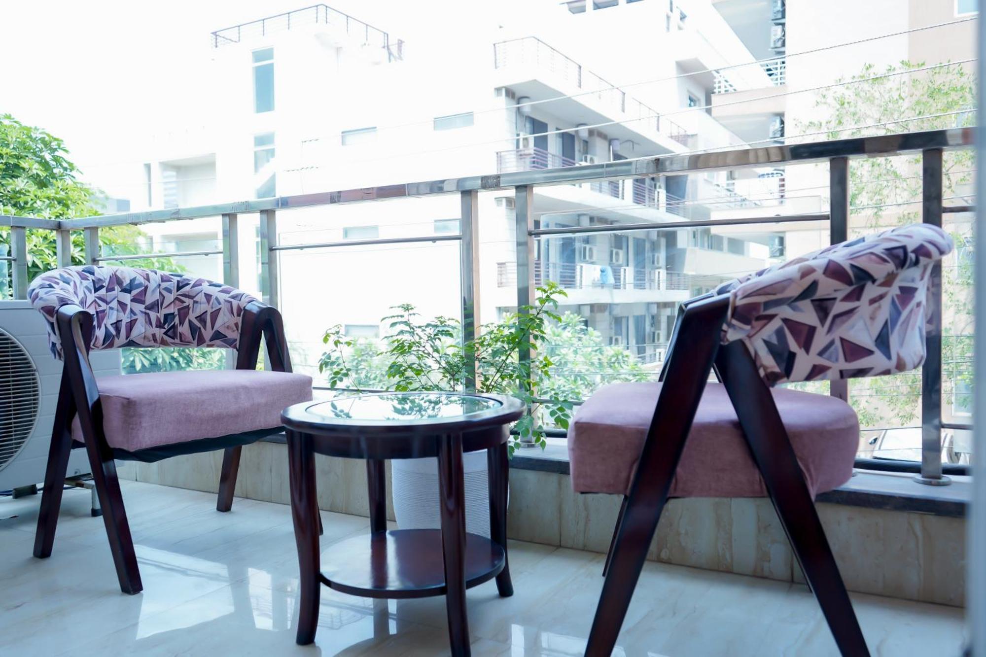 Hotel The Luxe 18 - Golf Course Road Gurgaon Exterior photo