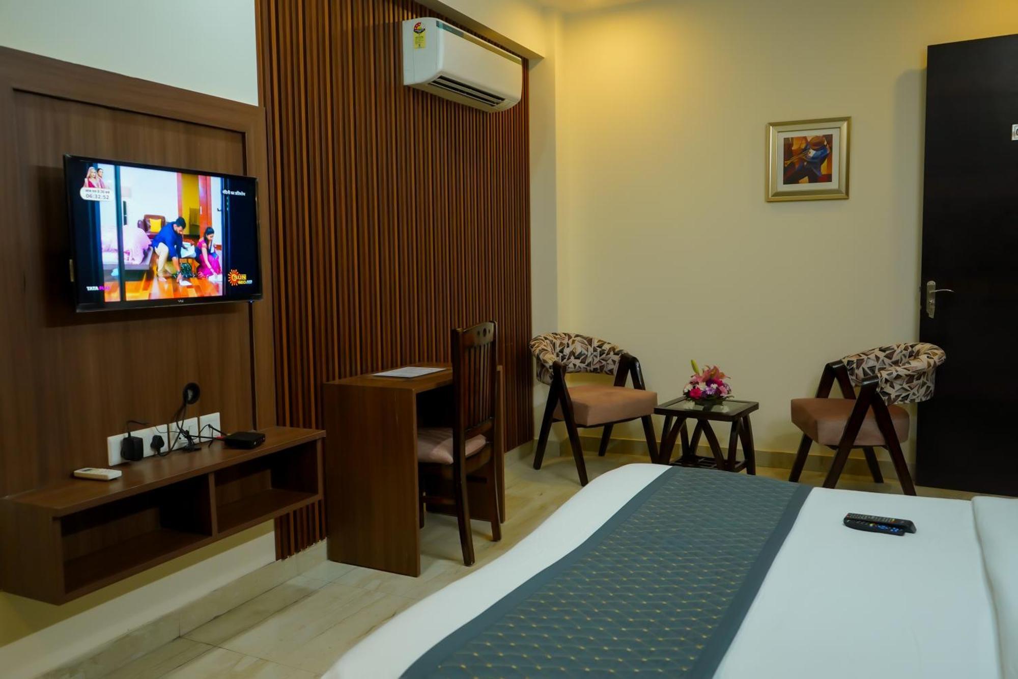 Hotel The Luxe 18 - Golf Course Road Gurgaon Exterior photo