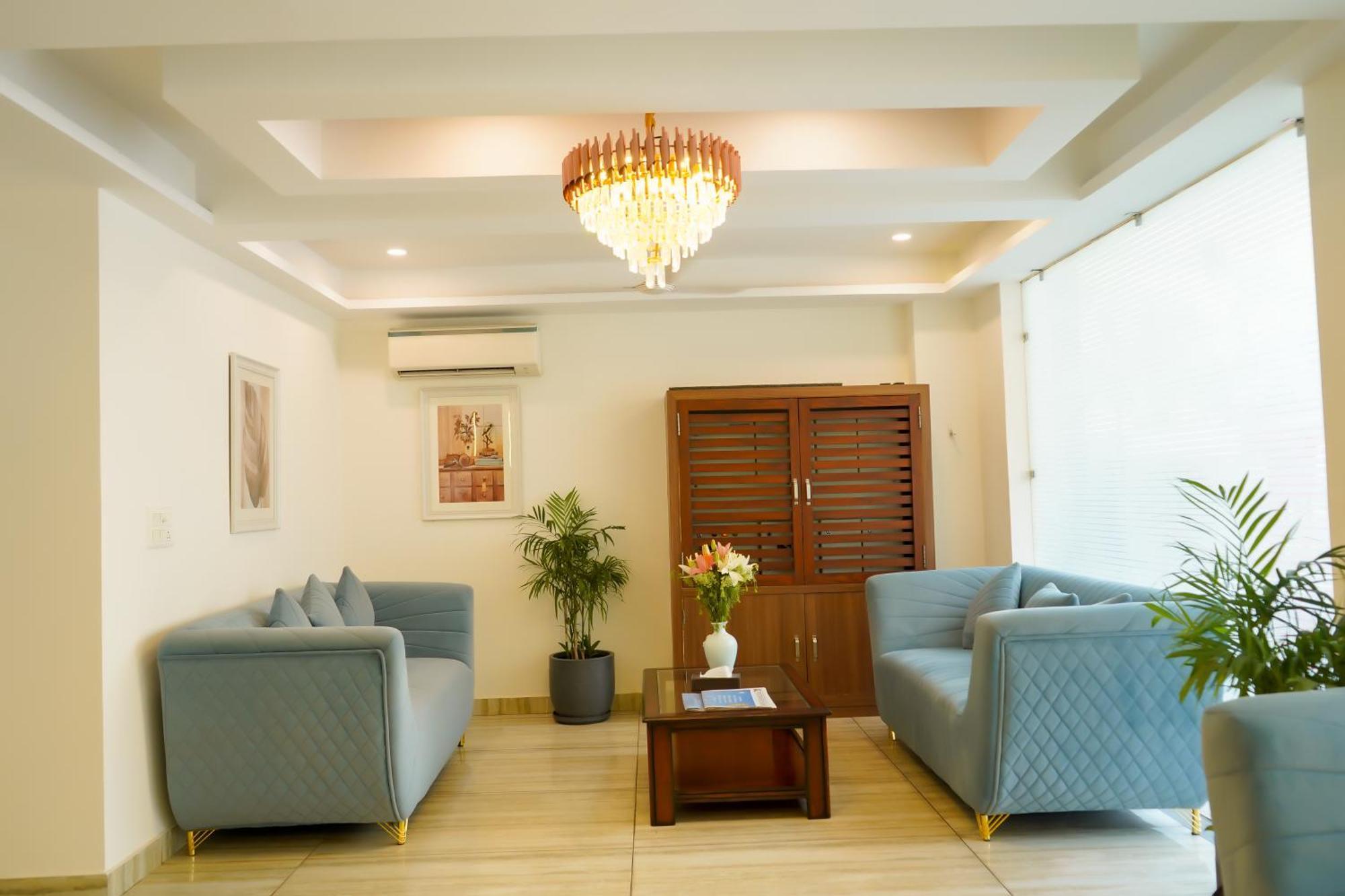 Hotel The Luxe 18 - Golf Course Road Gurgaon Exterior photo